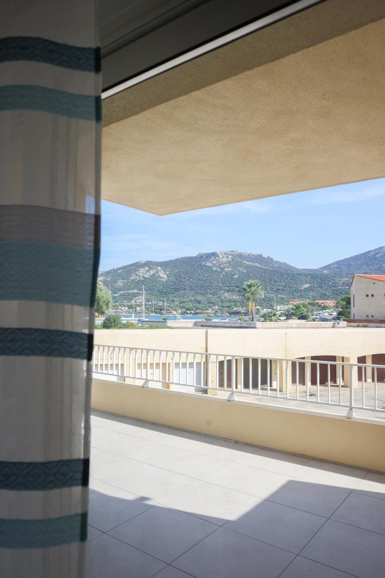 Appartement La Balagne , Bord De Mer, Grande Terrasse, Sant'Ambroggio Лумио Экстерьер фото